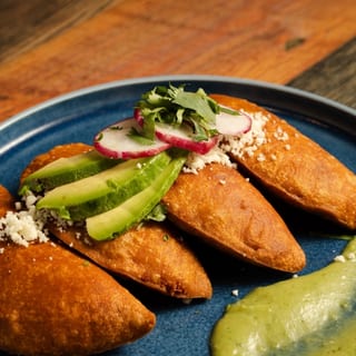 Empanadas Del Mar (4)